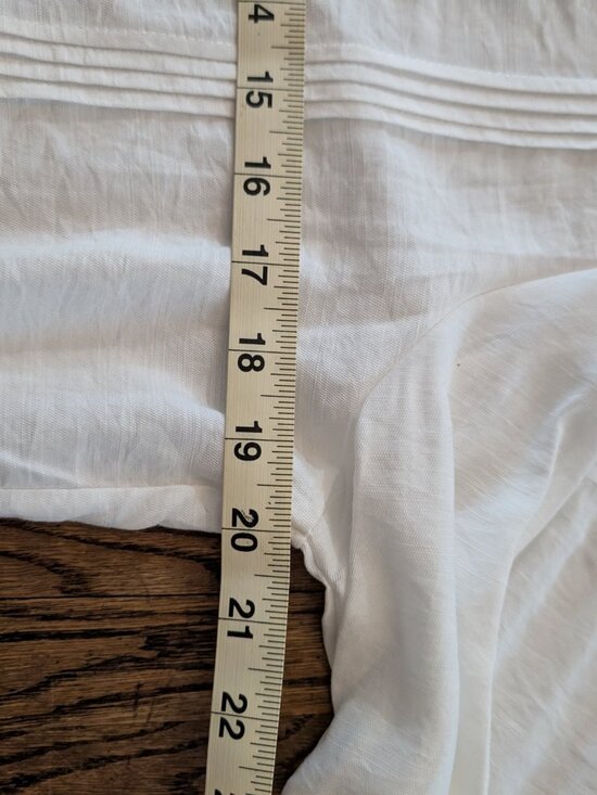 Bisou's Project White Lace Blouse — Size M — NWT - Picture 8 of 10